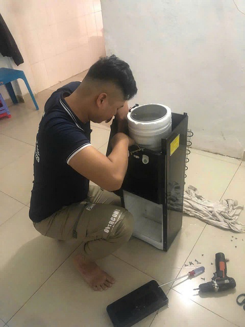 sửa máy nước uống