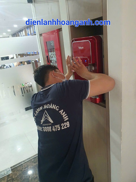 sửa cây nước nóng lạnh