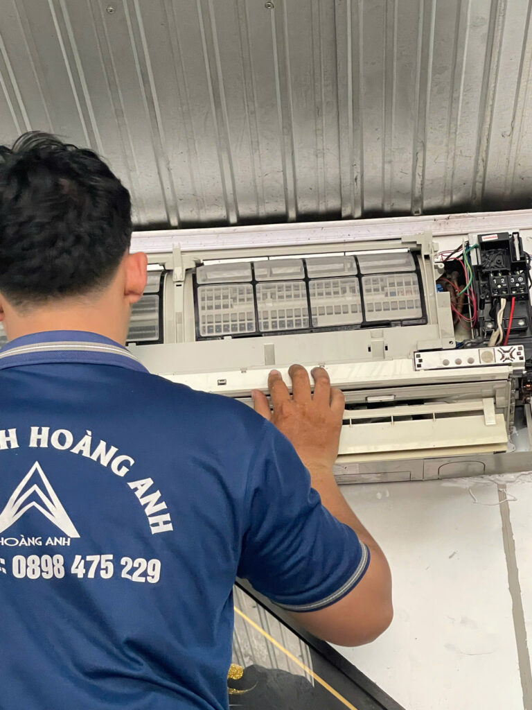 sửa máy lạnh quạn 8
